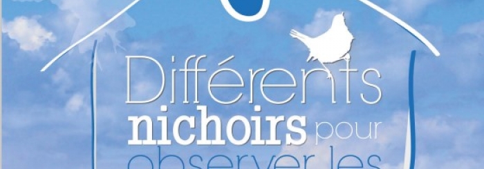 Différents nichoirs pour les oiseaux